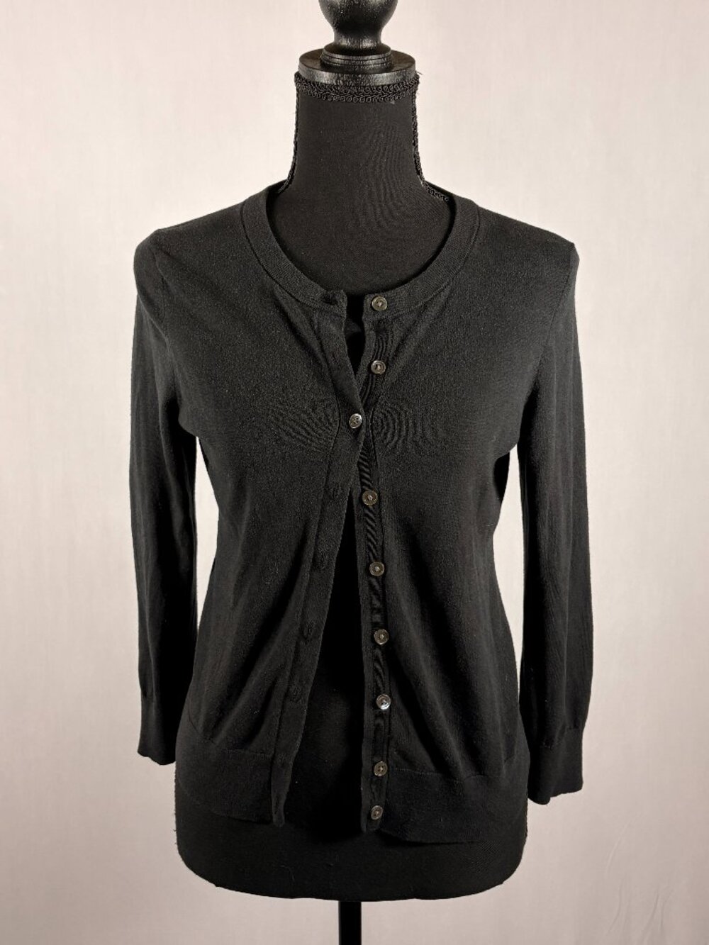 Banana Republic | Button Front Cardigan Sweater | Women’s S | Black Long Sleeve